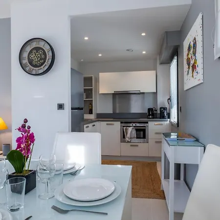 2-br With Terrace & Swimming Pool * Cannes