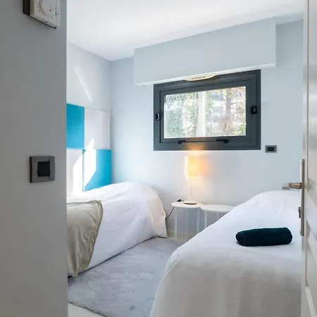 Appartamento 2-br With Terrace & Swimming Pool *